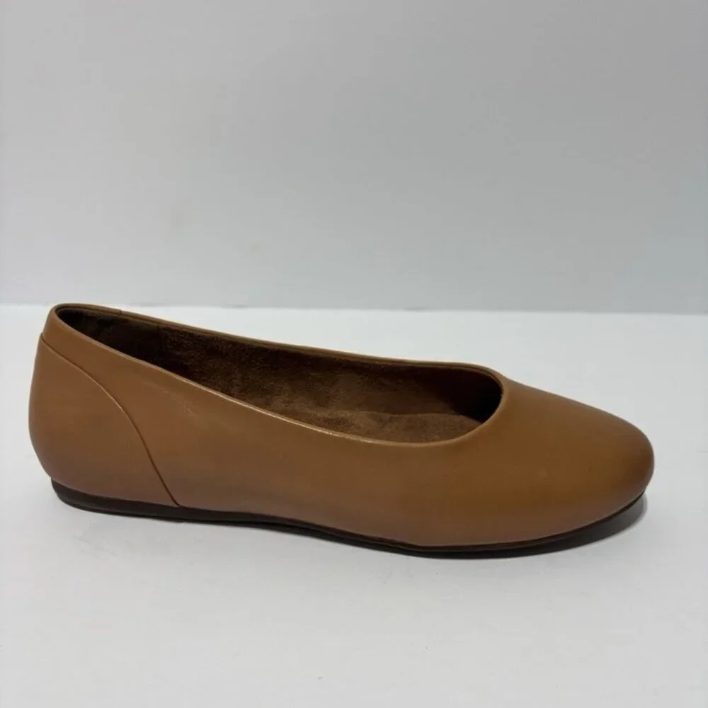 Softwalk Women’s Shiraz, Brown Slip-On Flats, Size 6.5 W